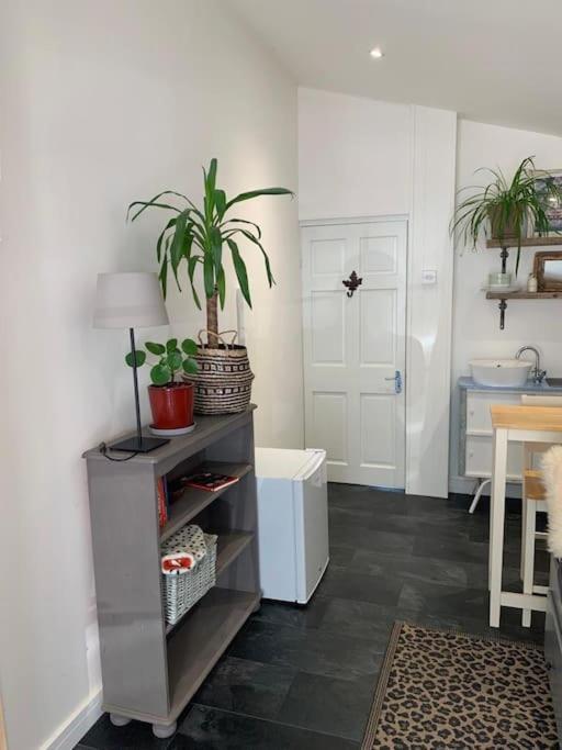 Appartamento The Garage Getaway Glastonbury Esterno foto